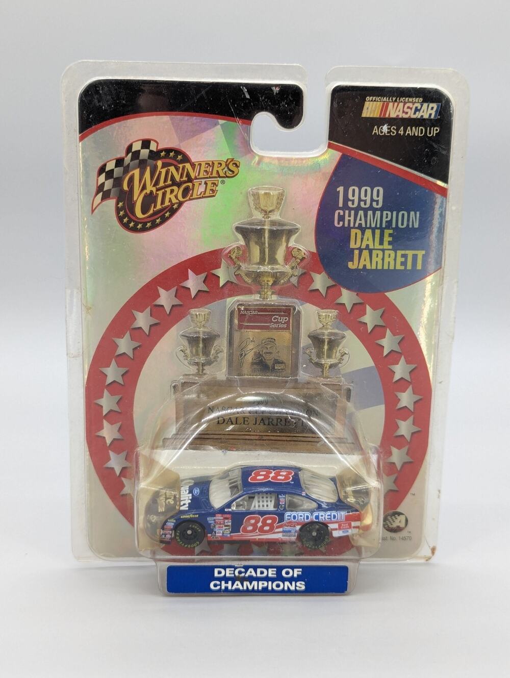 Winner's Circle Decade of Champions Dale Jarrett #88 Ford Taurus 1:64 Diecast